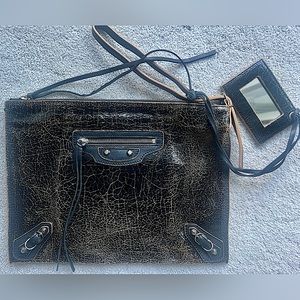 AUTH VINTAGE BLACK CRACKLE BALENCIAGA WRISTLET POUCH W/ DUST BAG